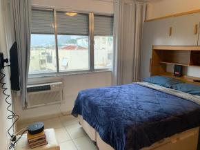 Ótimo apartamento bem localizado em Copacabana Great studio apartment in Copacabana
